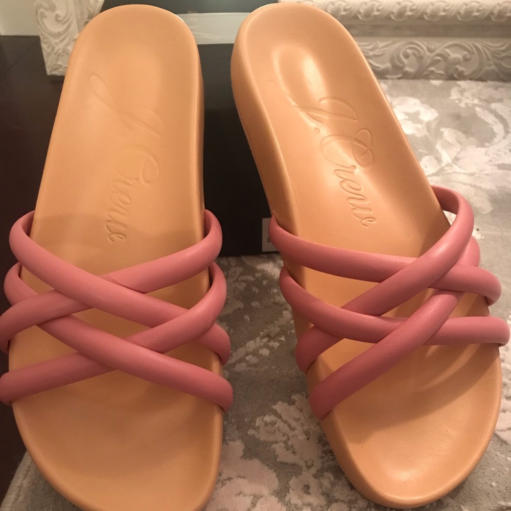 SOLD MARKETPLACE 4/26 CREW NIB Leather Padded Strap Sandal - Picture 5 of 8